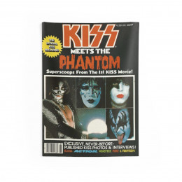 KISS  meets the phantom magazine Indoor Wall Tapestries